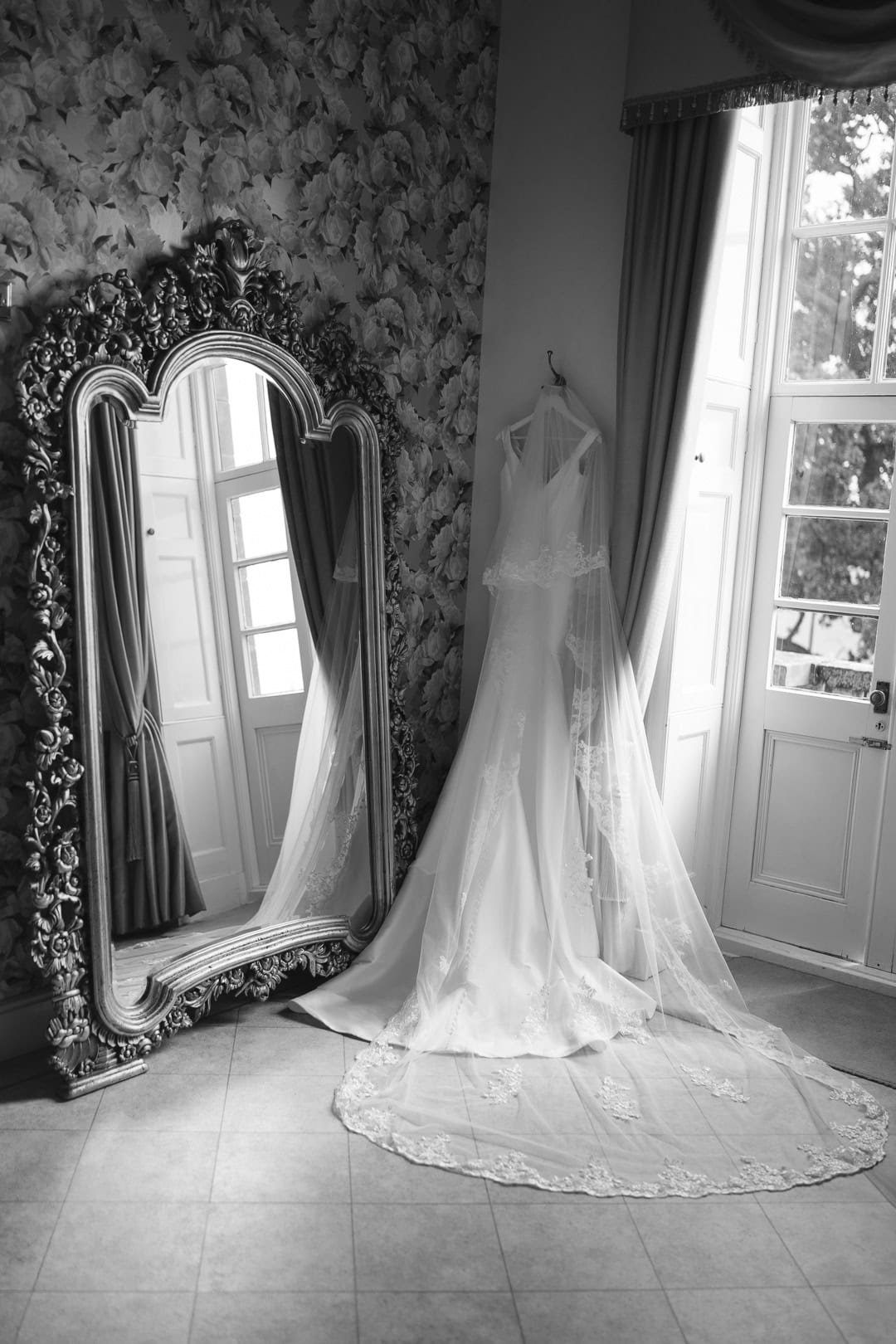 editorial wedding photographer, luxury wedding photographer