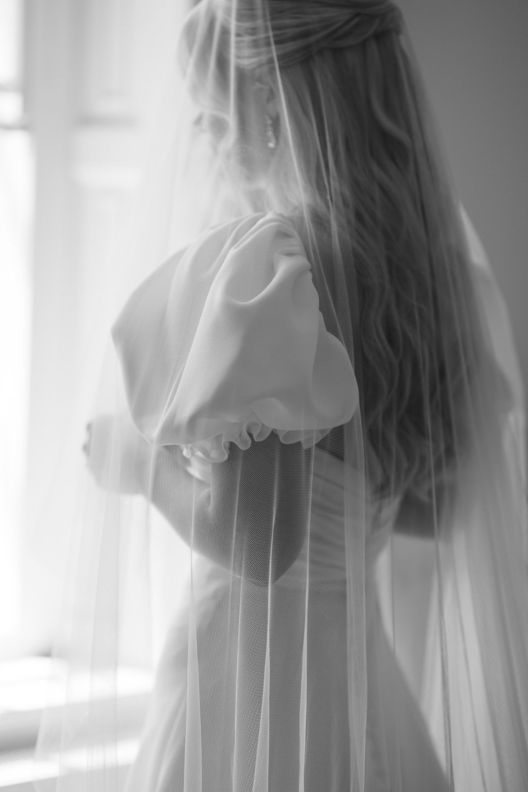 Gosfield Hall wedding, editorial wedding photographer, luxury wedding photographer