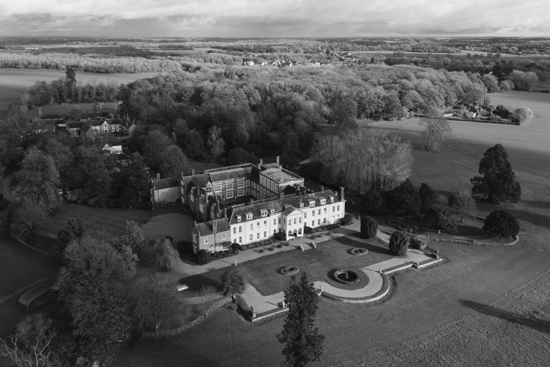Gosfield Hall wedding, Editorial Wedding Photographer, Essex wedding photographer